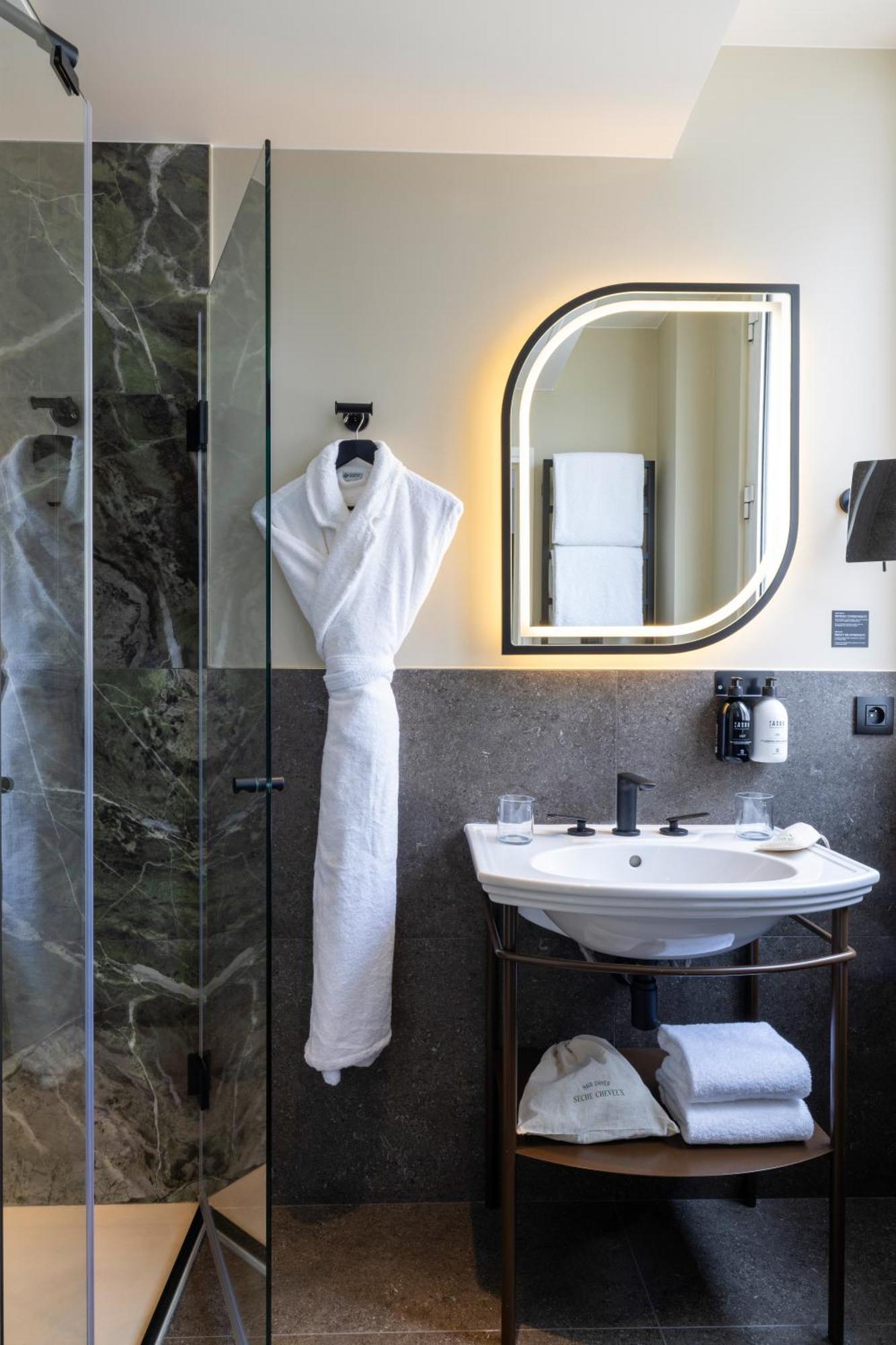 Hotel L'Ormaie & Spa باريس المظهر الخارجي الصورة